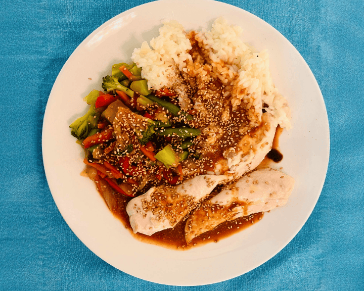 spicy honey sauce with rice and chicken