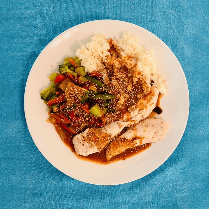 spicy honey sauce with rice and chicken